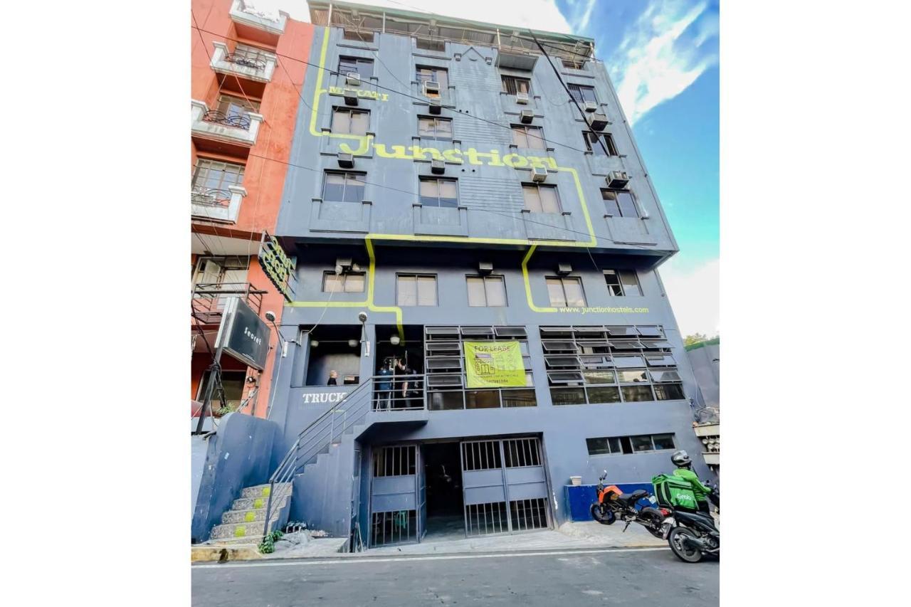 Oyo 866 Junction Hostels Manila Exteriör bild